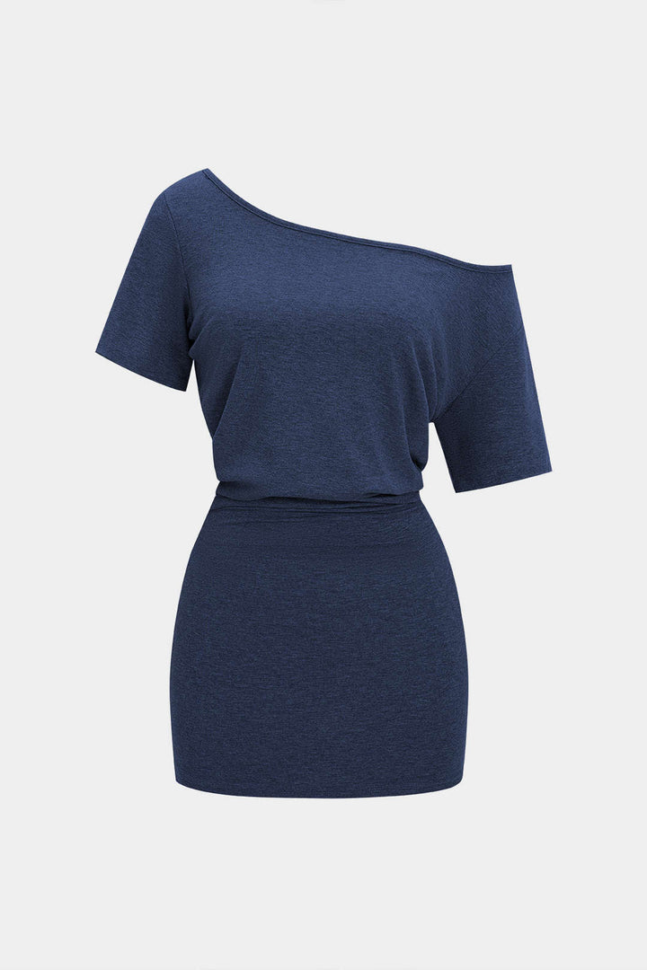 Eva – Mini Vestido de Manga Corta