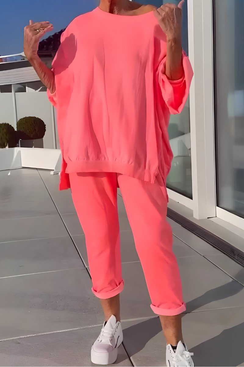 Leonor - Elegancia y Comodidad en un Conjunto de Lounge