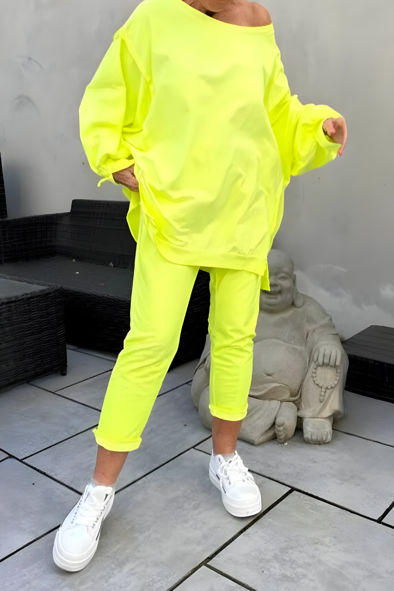 Leonor - Elegancia y Comodidad en un Conjunto de Lounge