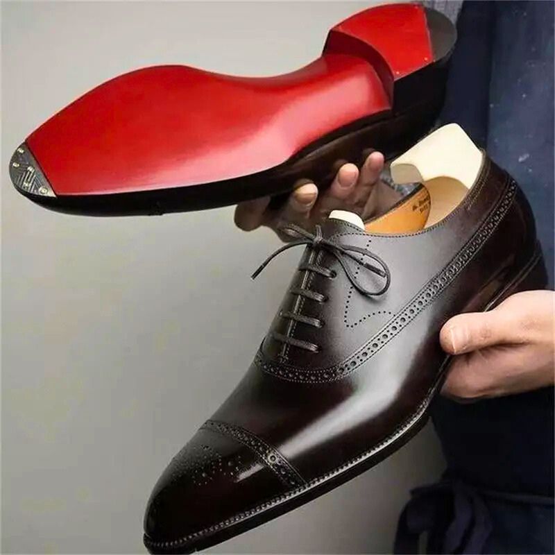 Alvar – Cuero Elegante para Calzado