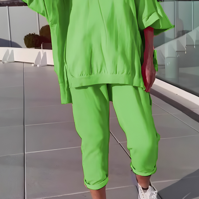 Leonor - Elegancia y Comodidad en un Conjunto de Lounge