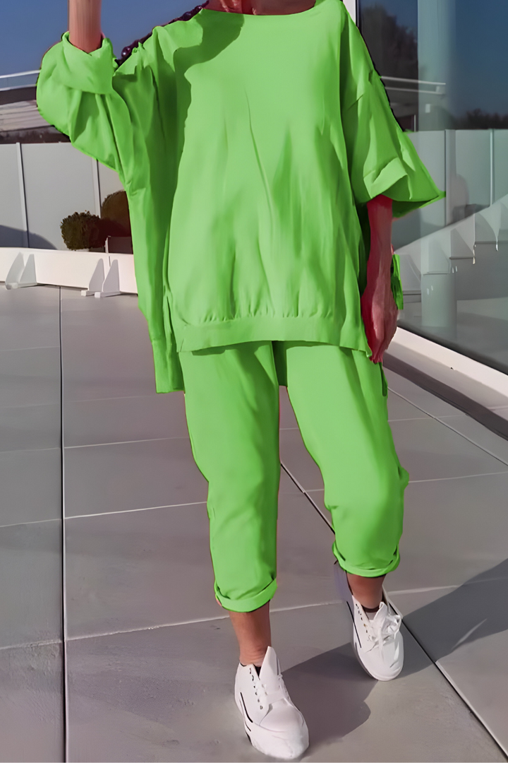 Leonor - Elegancia y Comodidad en un Conjunto de Lounge