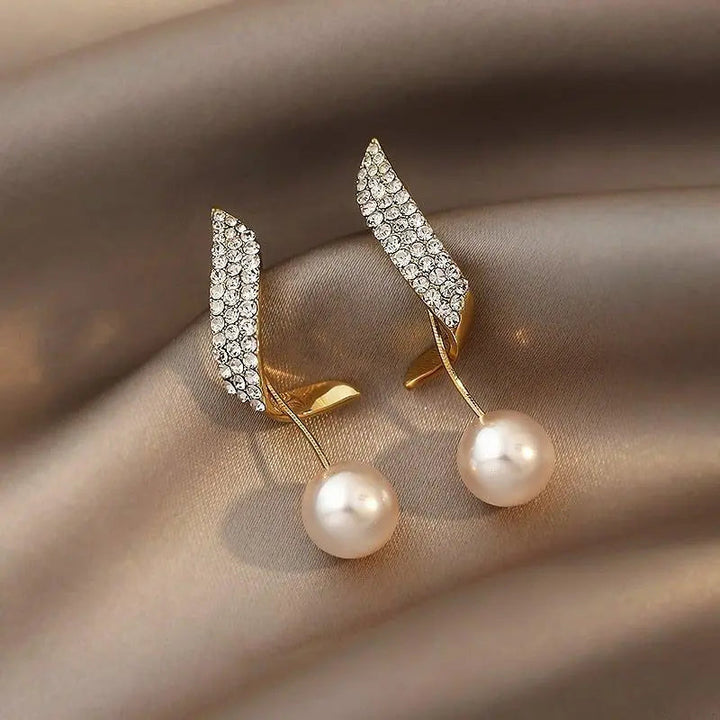 Pendientes de Oro con Perlas Elegantes