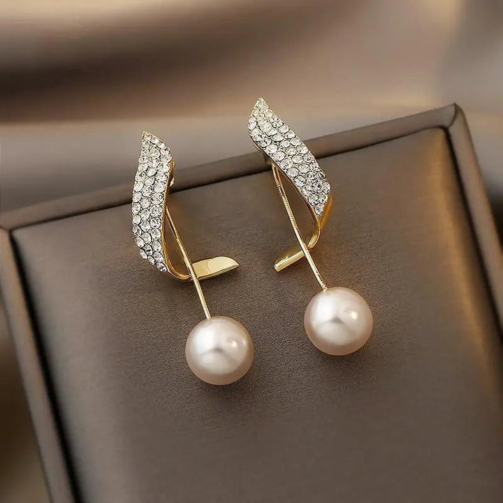 Pendientes de Oro con Perlas Elegantes