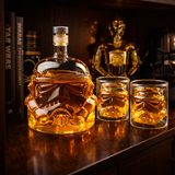 Botella de Whisky - Edición Especial: Set de Botellas y Vasos