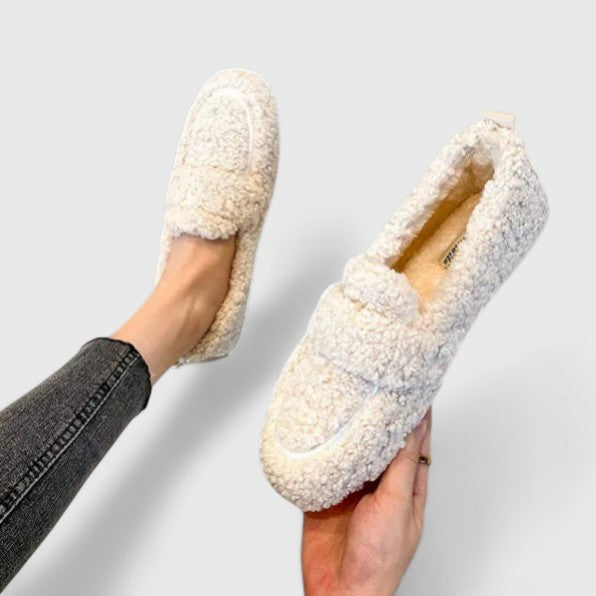 Amélie – Pantuflas chic y acogedoras para el confort del invierno