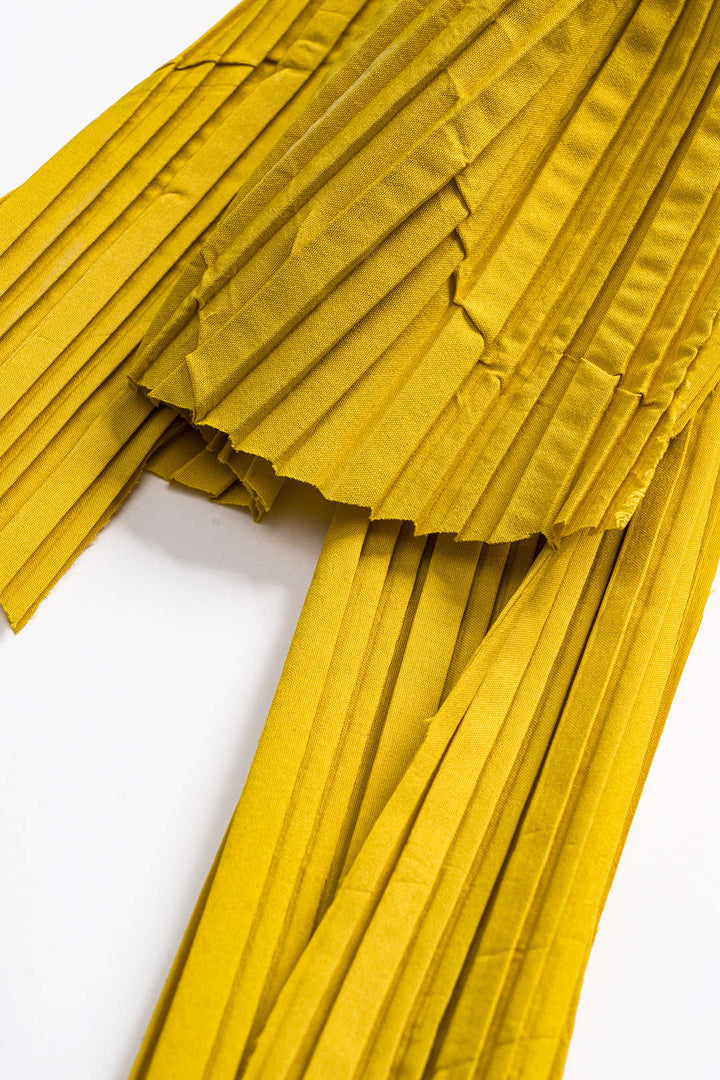 Kris – Vestido corto de diseño asimétrico