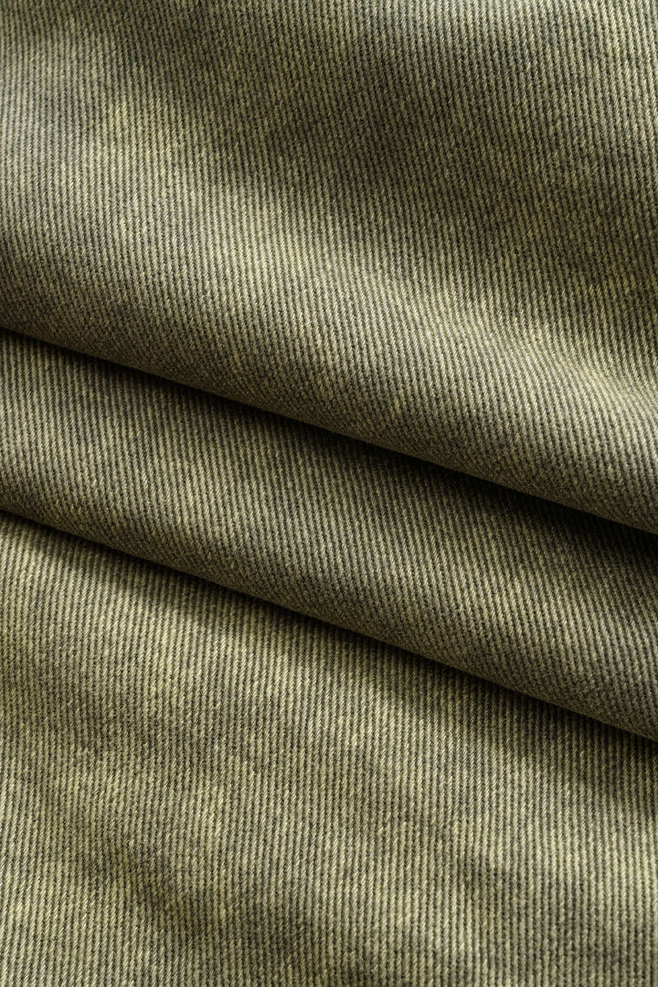 Glorie – Pantalones Amplios con Acabado Desgastado