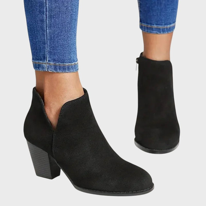 Alexandra - Botas de mujer con cuña y corte a la altura del tobillo