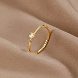 Amor - Anillo de Corazón de Cristal Elegante